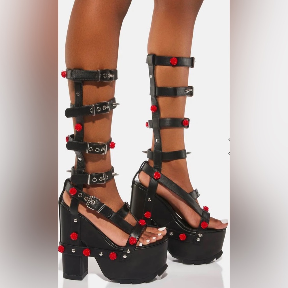 Nightcall Hi Rose Platform Heels